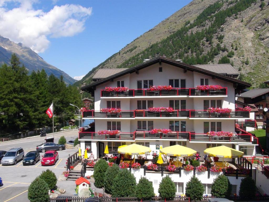 Hotel Restaurant Mattmarkblick Saas-Almagell Luaran gambar